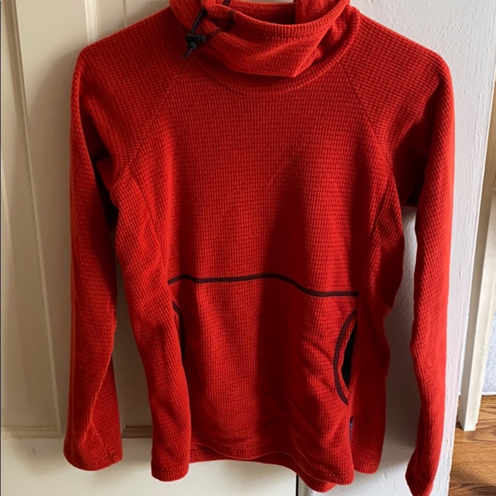 Women’s XS Melanzana hoodie